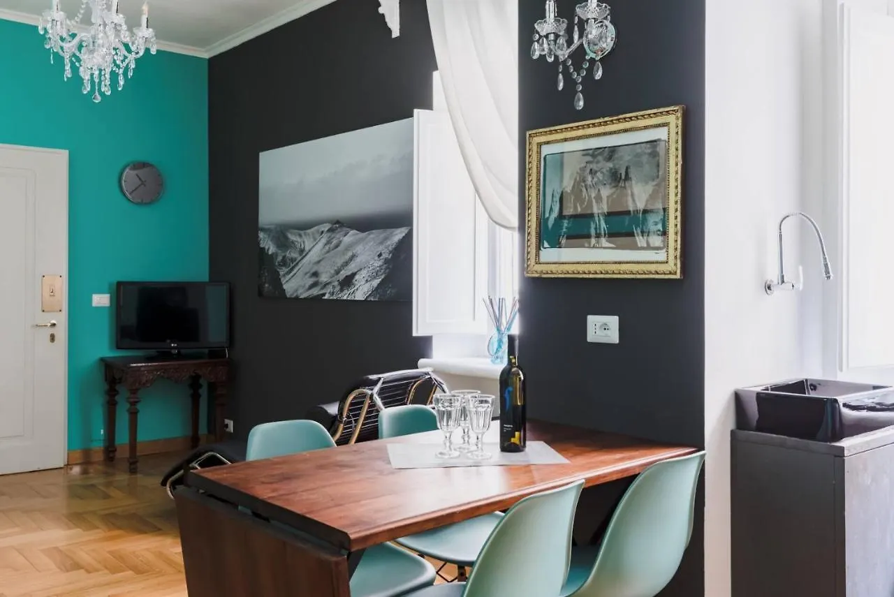 Suite Design Piazza Di Spagna Rom 0*,